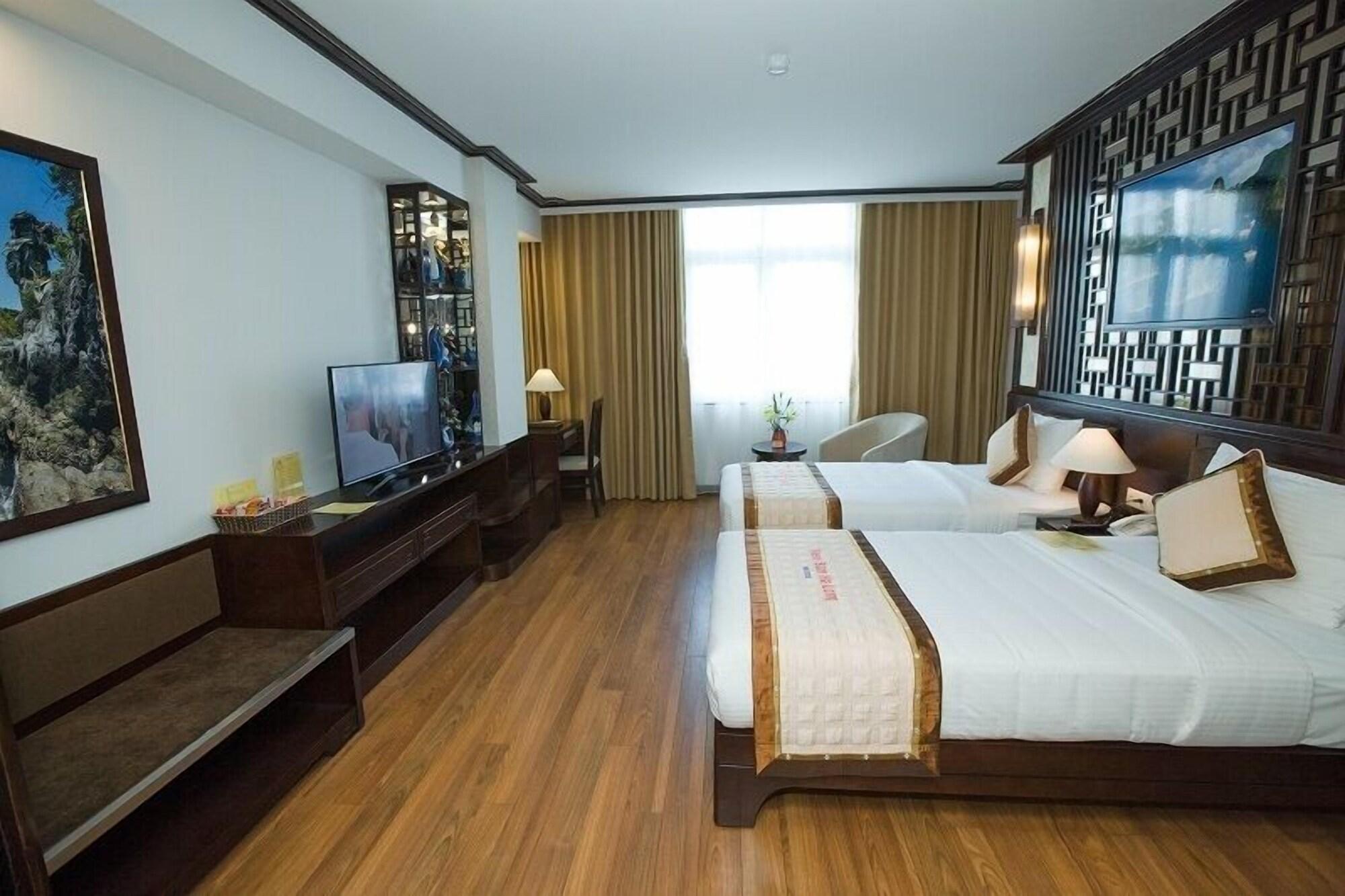 New Star Ha Long Hotel Exterior foto